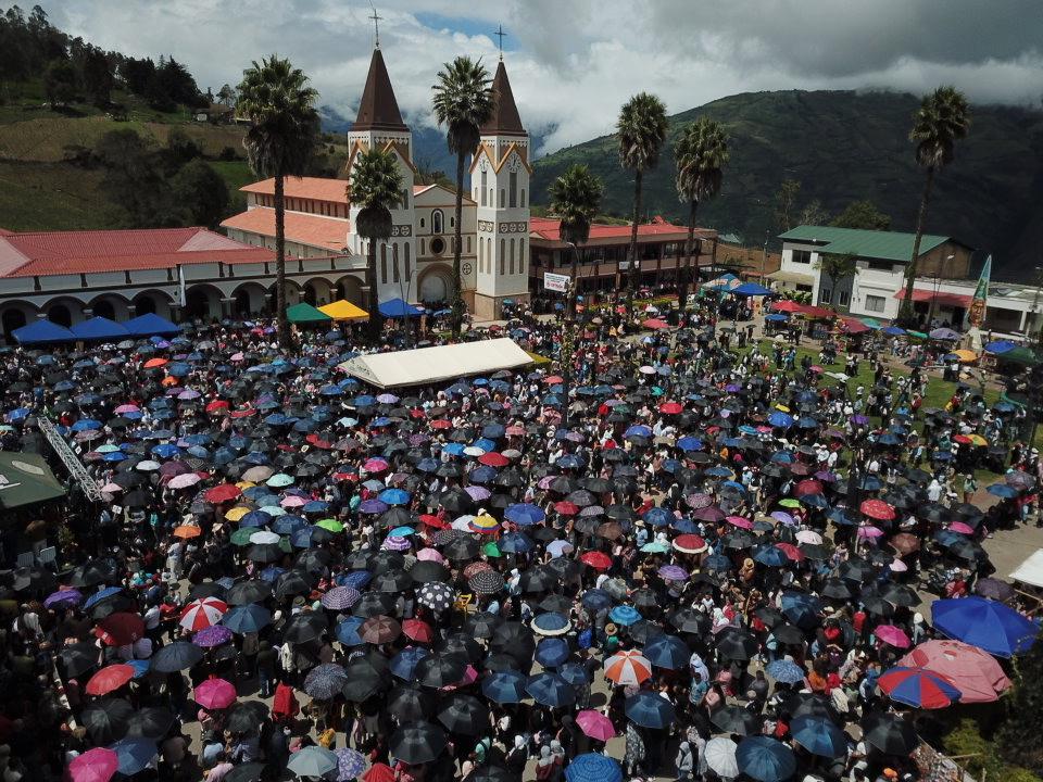 Miles de peregrinos acuden cada año a San Antonio de Fosca con fe y devoción.